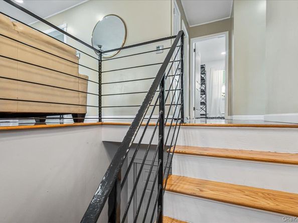 27 Stuyvesant Street, Huntington NY 11743