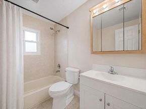 8 Gaymor Lane, Farmingville NY 11738