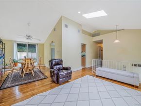 8 Gaymor Lane, Farmingville NY 11738