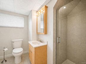 8 Gaymor Lane, Farmingville NY 11738