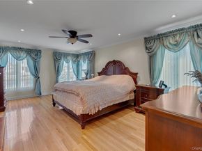 227 W Islip Road, West Islip NY 11795