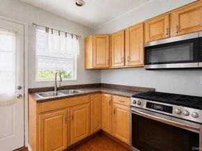 313 2nd Avenue, Brentwood NY 11717