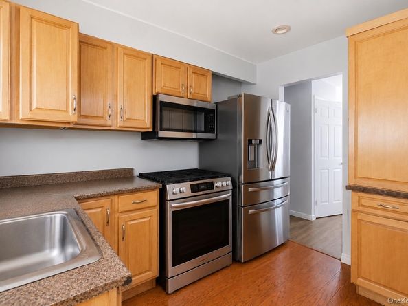 313 2nd Avenue, Brentwood NY 11717