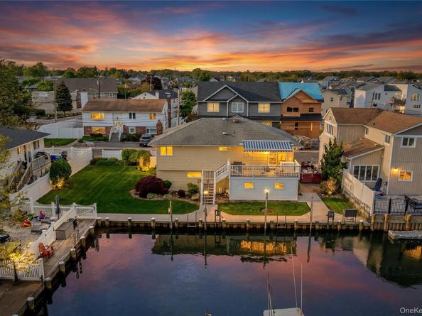2756 Barbara Road, Bellmore NY 11710