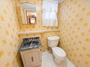 312 W 16th Street, Deer Park NY 11729