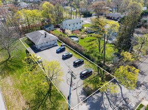 3250 Sunrise Highway, East Islip NY 11730