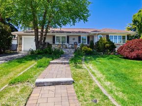 406 Jefferson Street, Franklin Square NY 11010