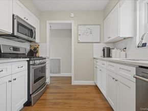 52 Wisteria Avenue, Mineola NY 11501