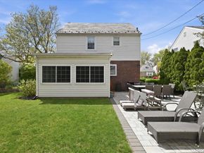 52 Wisteria Avenue, Mineola NY 11501