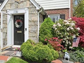 52 Wisteria Avenue, Mineola NY 11501