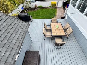 27 Colonial Road, Copiague NY 11726