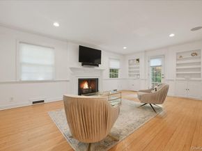 214 Nassau Avenue, Manhasset NY 11030