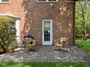 214 Nassau Avenue, Manhasset NY 11030