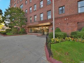 143-50 Hoover Avenue 416, Briarwood NY 11435