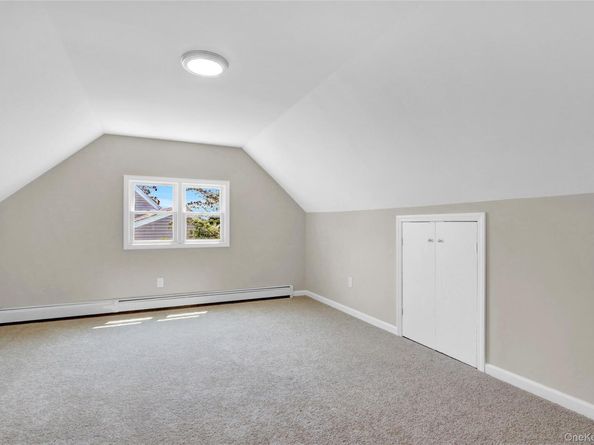 328 Martin Place, Bethpage NY 11714