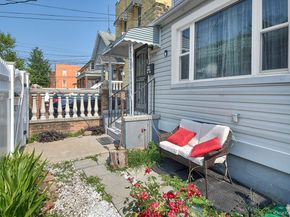 833 E 229th Street, Bronx NY 10466