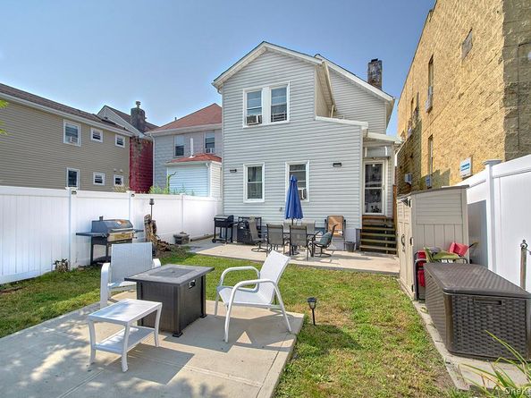 833 E 229th Street, Bronx NY 10466