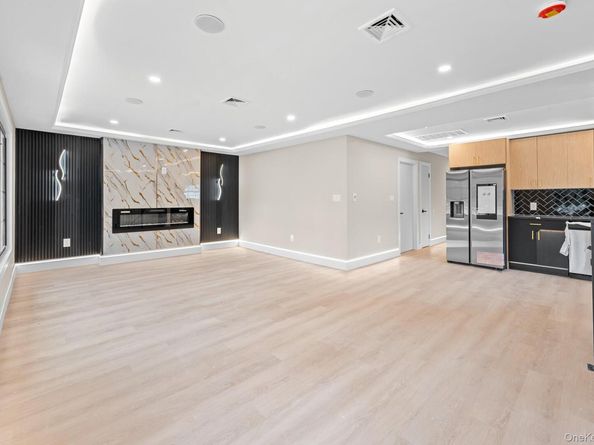 14631 222nd Street, Springfield Gardens NY 11413