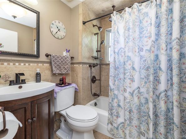 2676 Johnson Place 2674, Baldwin NY 11510