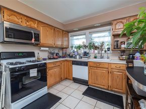 2676 Johnson Place 2674, Baldwin NY 11510