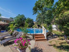 2676 Johnson Place 2674, Baldwin NY 11510