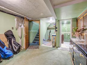 89-16 214 Street, Queens Village NY 11427