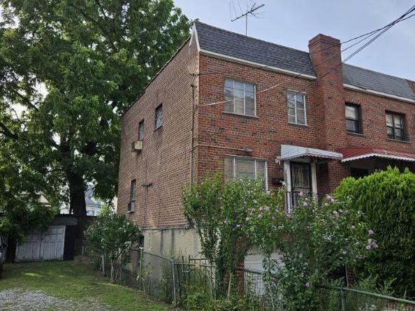 4749 Richardson Avenue, Bronx NY 10470