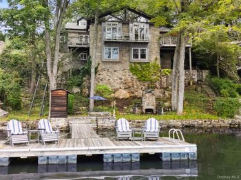50 Cove Road