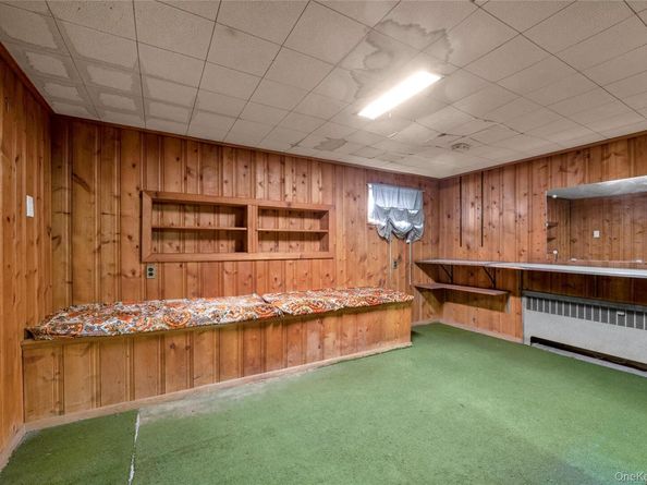 34 Heath Place, Hempstead NY 11550