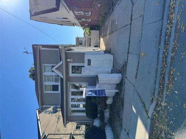 19 Jacob Street, Elmont NY 11003