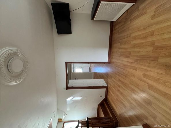 19 Jacob Street, Elmont NY 11003