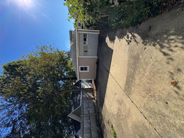 19 Jacob Street, Elmont NY 11003