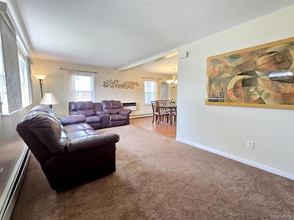 2291 Girard Place, Merrick NY 11566