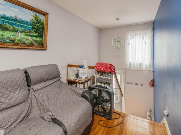 347 Bayville Avenue, Bayville NY 11709