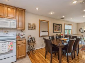 347 Bayville Avenue, Bayville NY 11709