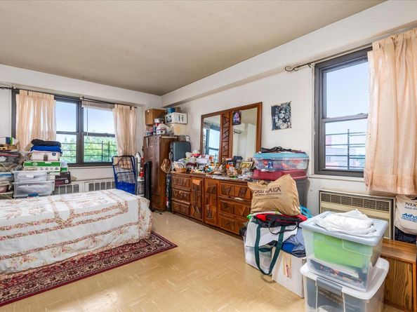 39-60 54th Street 6H, Woodside NY 11377