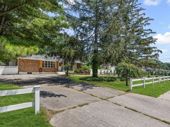 741 Ocean Avenue, Bohemia NY 11716