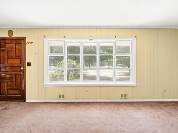 741 Ocean Avenue, Bohemia NY 11716