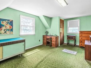 42 Summit Street, Plainview NY 11803