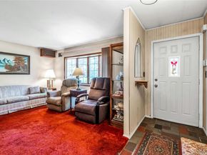 42 Summit Street, Plainview NY 11803