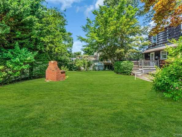 42 Summit Street, Plainview NY 11803