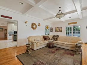 25 Sycamore Avenue, Bethpage NY 11714