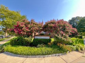 216-25 73 Avenue 1, Bayside NY 11364