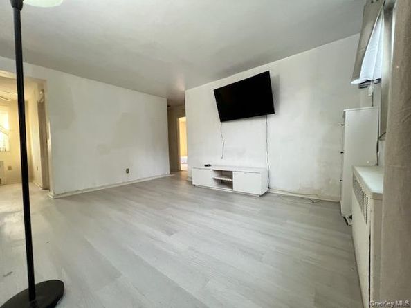 216-25 73 Avenue 1, Bayside NY 11364