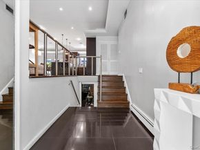 844 Flanders Drive, Valley Stream NY 11581