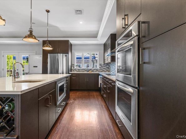 844 Flanders Drive, Valley Stream NY 11581