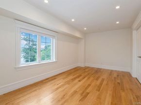 833 Glen Drive, Woodmere NY 11598