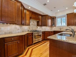 833 Glen Drive, Woodmere NY 11598