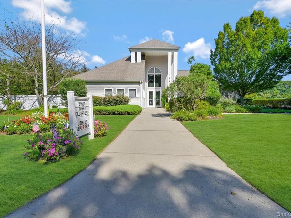 1202 Willow Pond Drive, Riverhead NY 11901