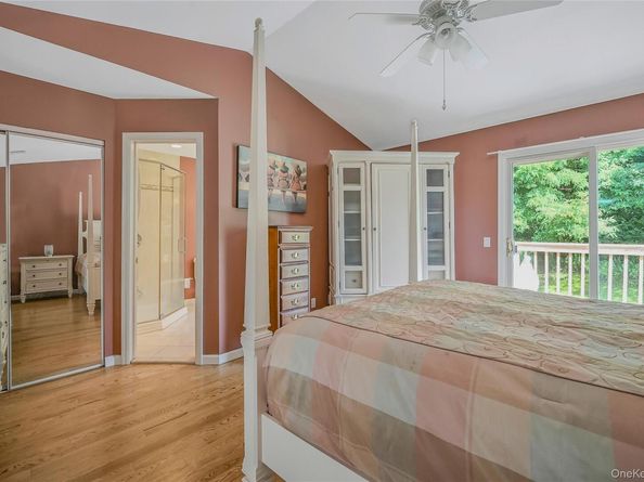 1202 Willow Pond Drive, Riverhead NY 11901